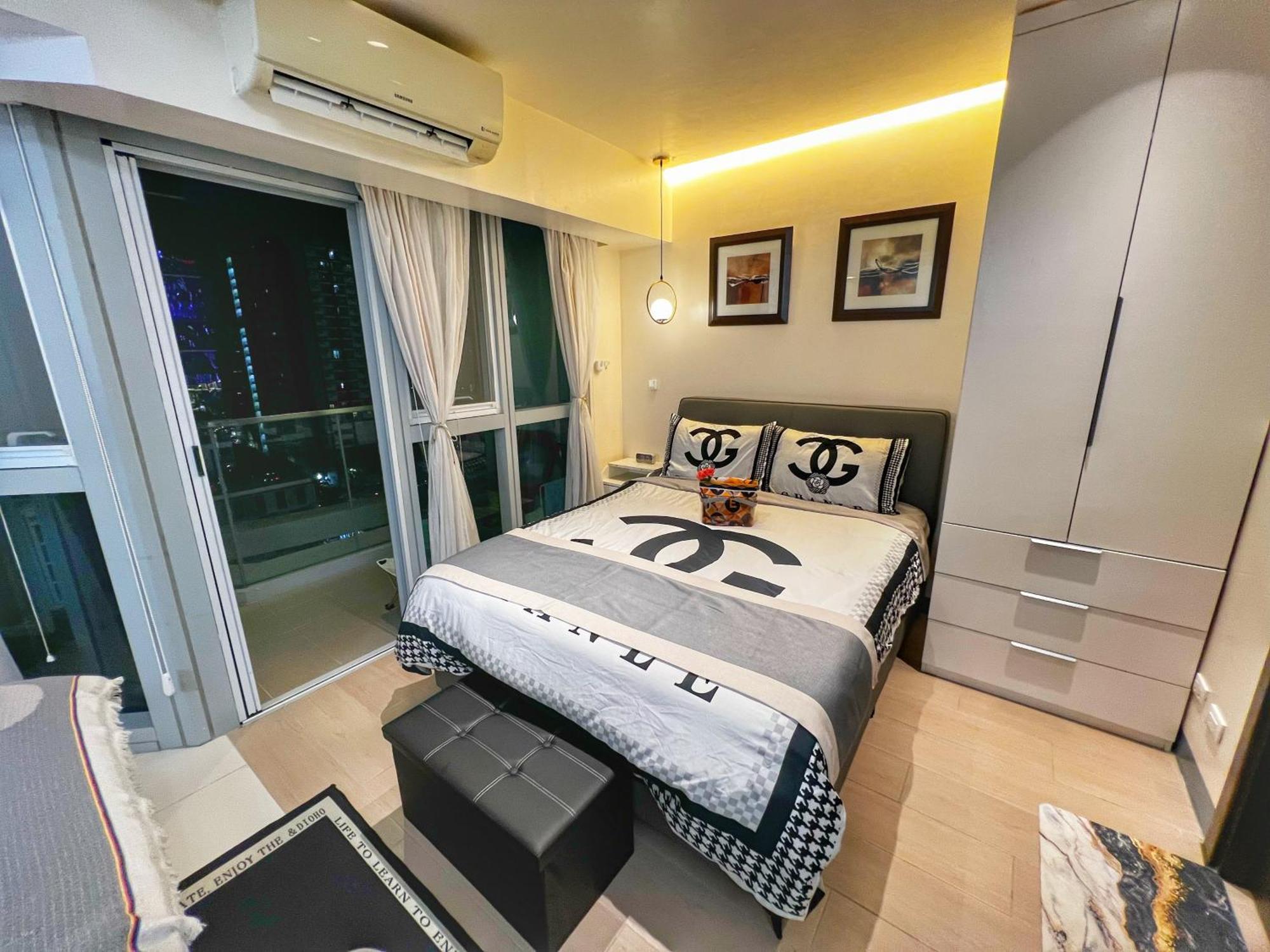 따구익 Eg Private House -Bgc Uptown 아파트 호텔 외부 사진
