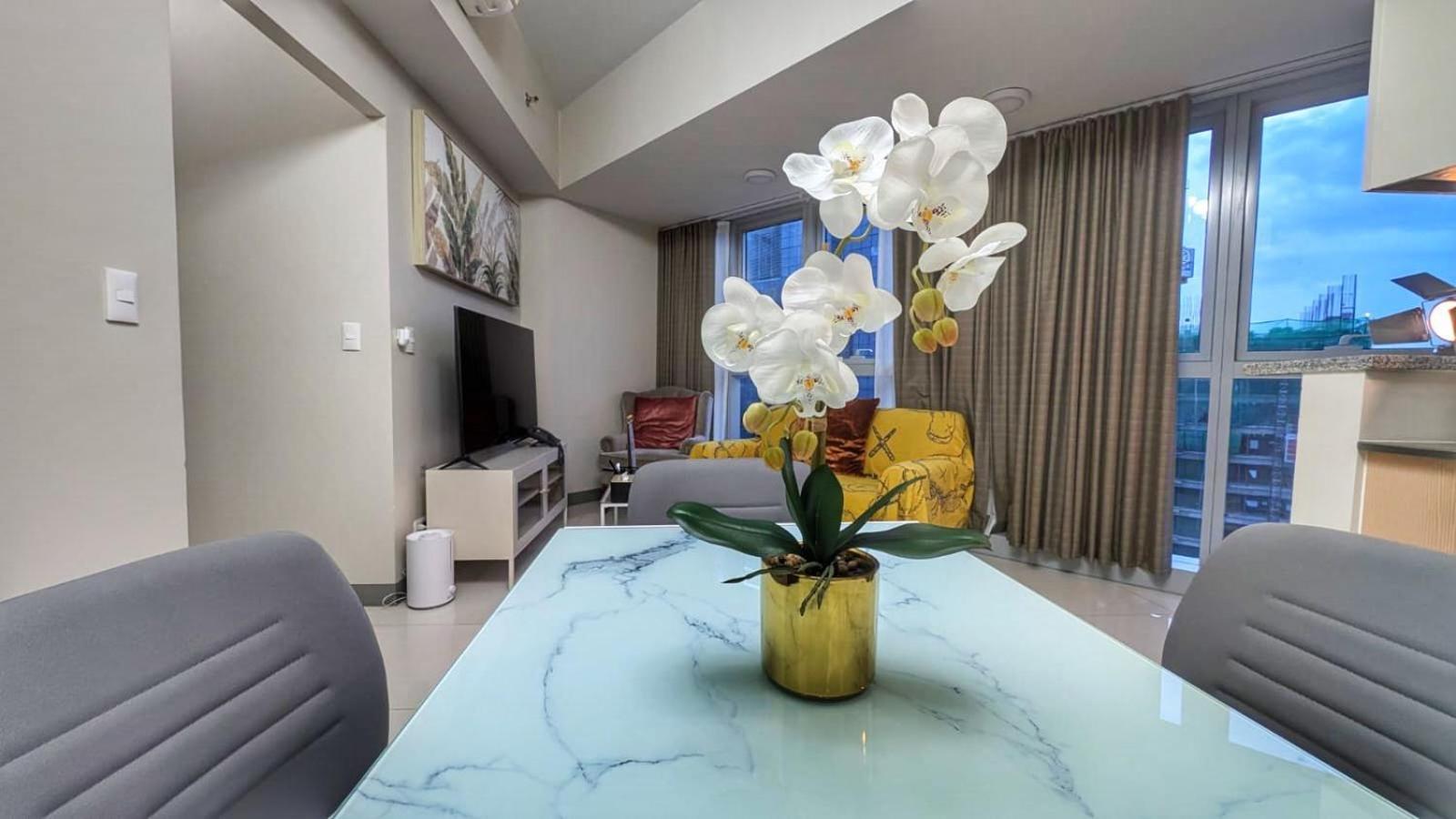 따구익 Eg Private House -Bgc Uptown 아파트 호텔 외부 사진